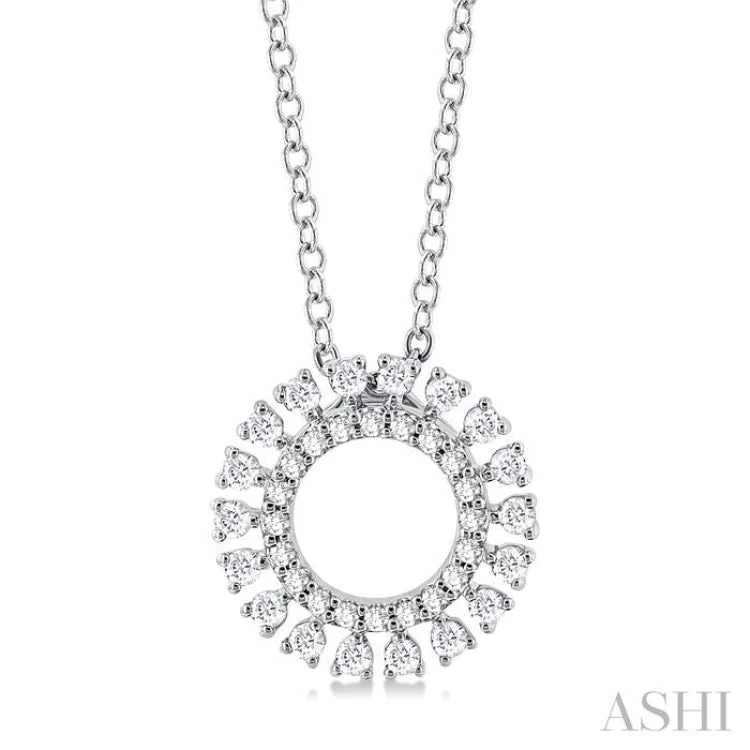 1/4 ctw Circle Round Cut Diamond Fashion Pendant With Chain in 10K White Gold