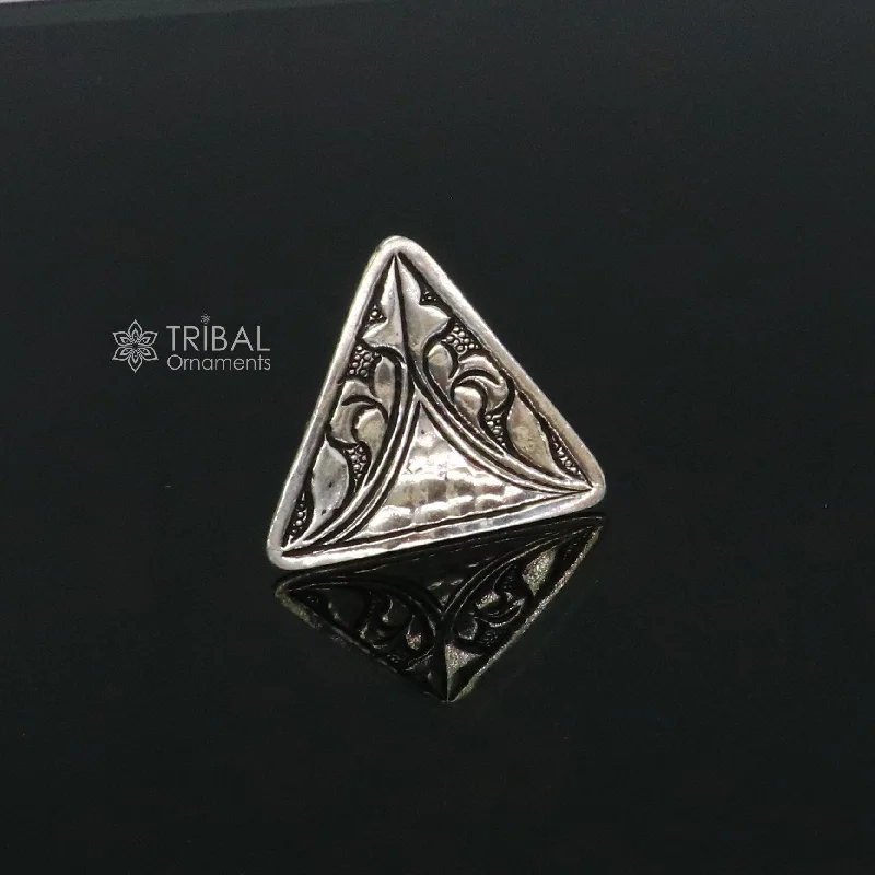 Triangle shape Traditional cultural design 925 sterling silver adjustable ring, best tribal ethnic jewelry Navratri dance jewelry sr388