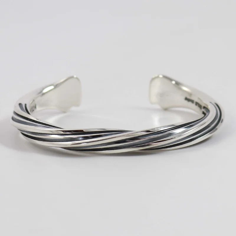 Beveled Twist Cuff