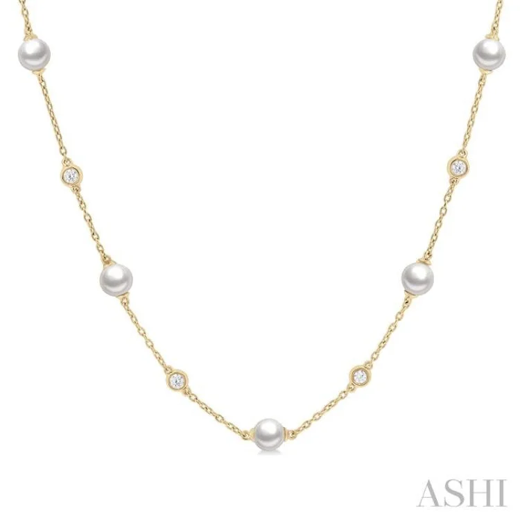 1/4 ctw Yellow 5MM Cultured Pearls and Round Cut Diamond Station Necklace in 14K Yellow Gold