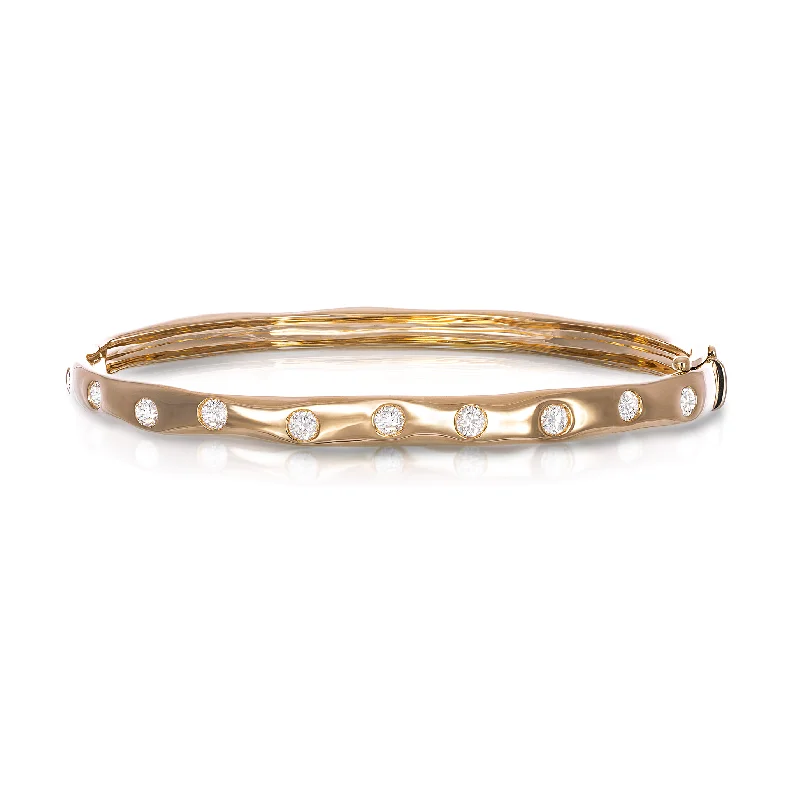 Sabel Collection Yellow Gold Round Diamond Bangle